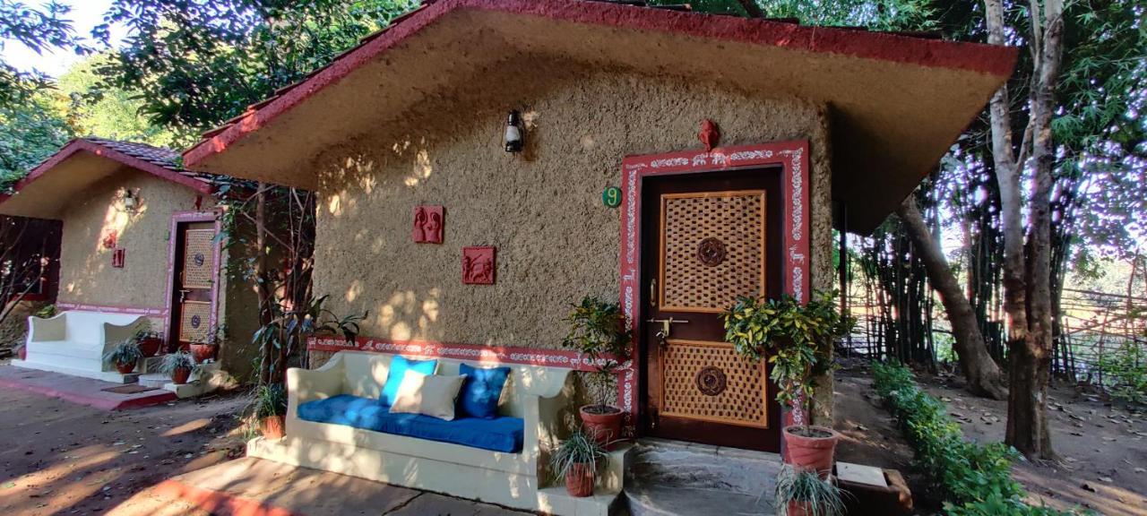 Bandhavgarh Jungle Lodge Tāla Exteriér fotografie