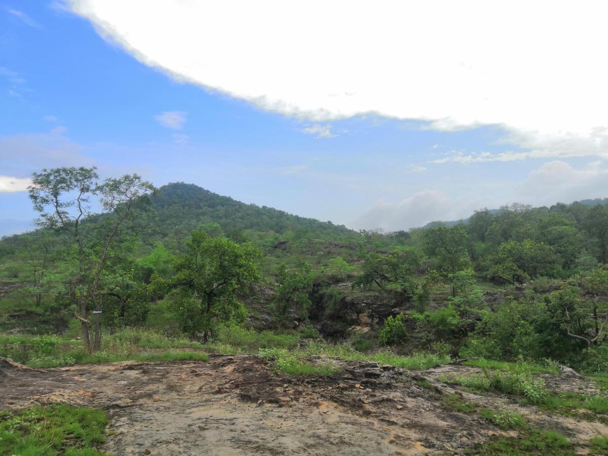 Bandhavgarh Jungle Lodge Tāla Exteriér fotografie