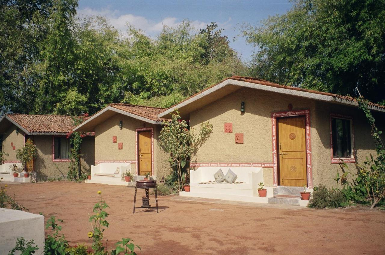 Bandhavgarh Jungle Lodge Tāla Exteriér fotografie